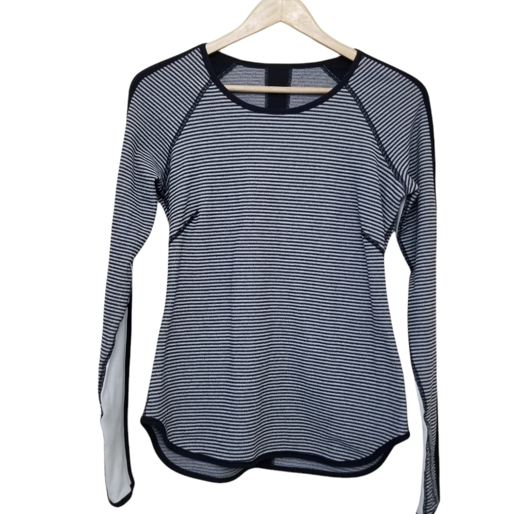 Lululemon Black & White Pinstripe Long Sleeve Shirt Size 6